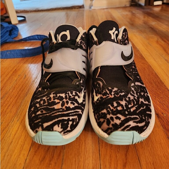 Nike KD 14 - Picture 3 of 6